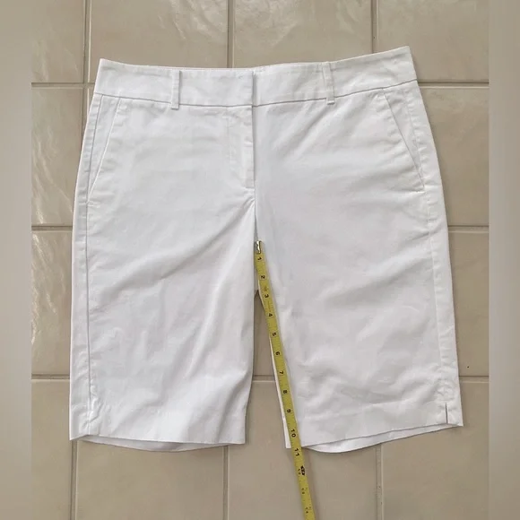 Ann Taylor - Devin Fit White Shorts - US Size 8 - Picture 4 of 7